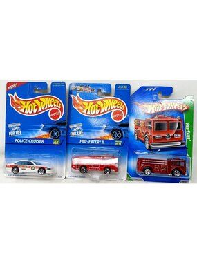 3 Hot Wheels Emergency 611 & Treasure Hunt Fire Truck 577 Fire Chief Police #D42